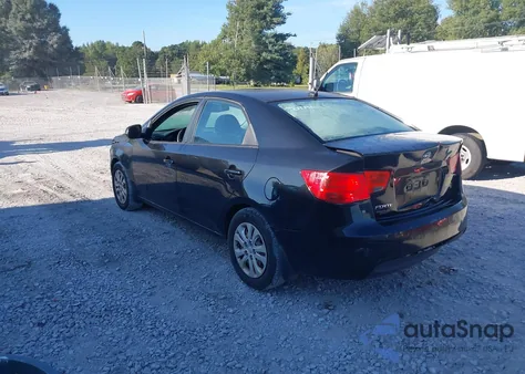 2013 Kia Forte Ex z USA, uszkodzony, nr VIN KNAFU4A26D5713271